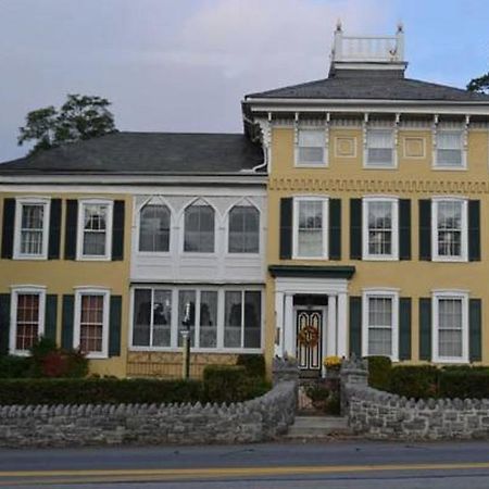 Ej Bowman House Bed & Breakfast Lancaster Exterior photo