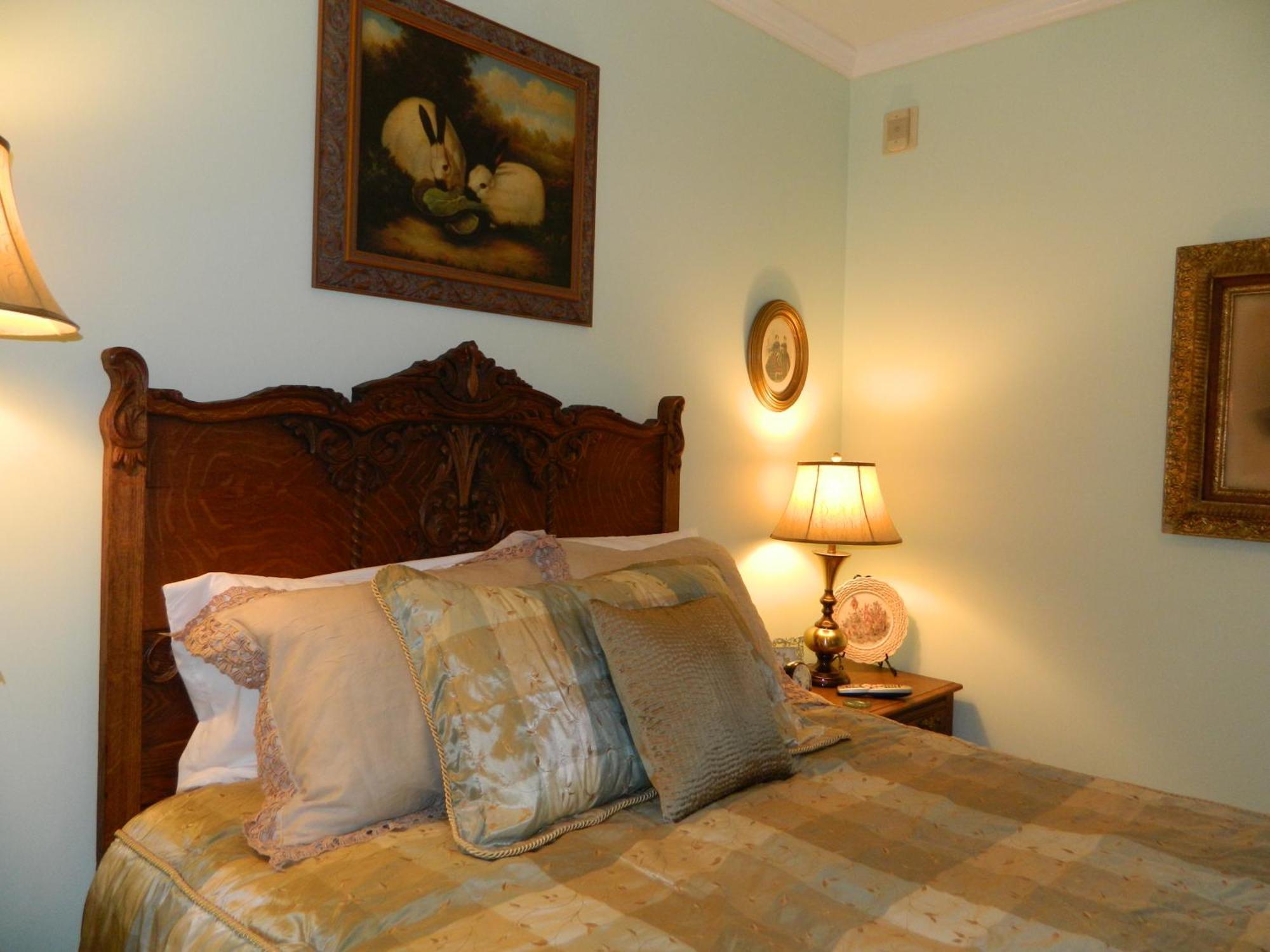 Ej Bowman House Bed & Breakfast Lancaster Room photo