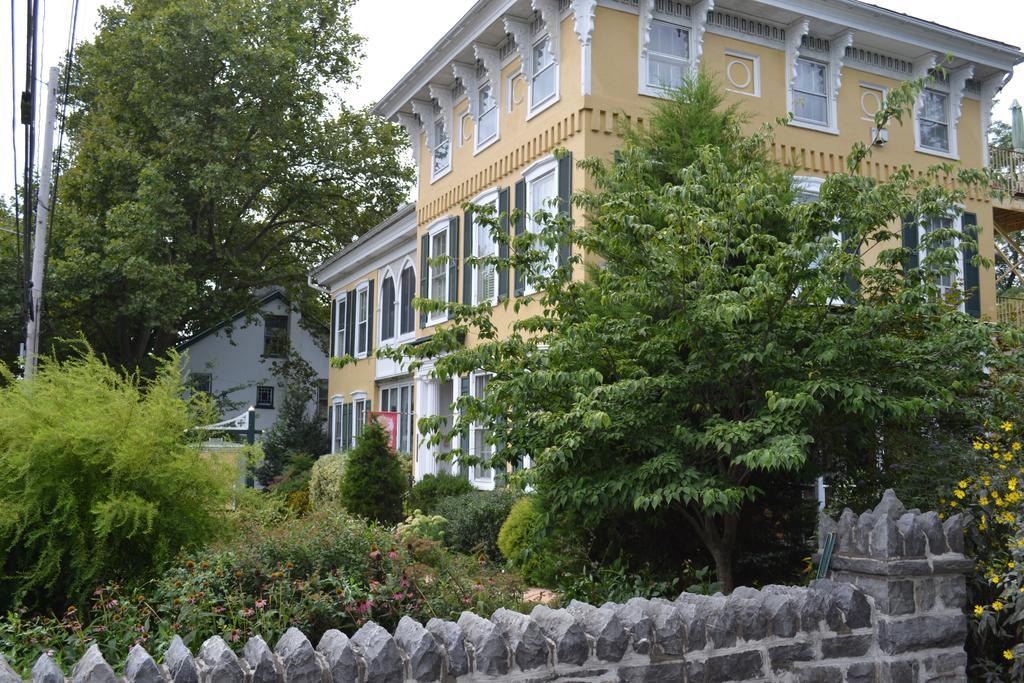 Ej Bowman House Bed & Breakfast Lancaster Exterior photo